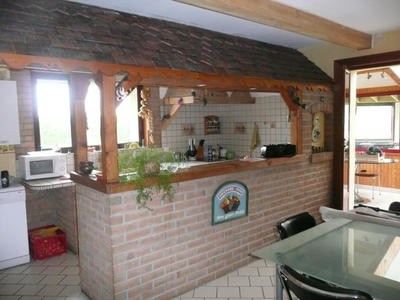 Maison - 180 m² - 5 pièces