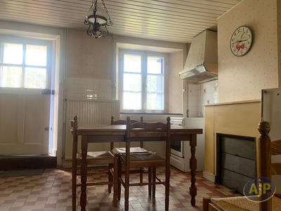 Maison - 121 m² - 5 pièces