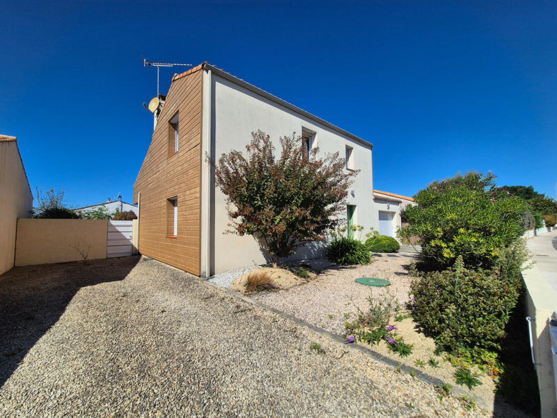 Maison - 116 m² - 4 pièces