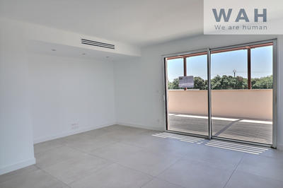 Appartement - 90 m² - 4 pièces