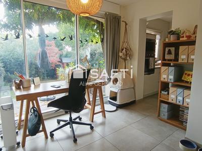 Maison - 98 m² - 4 pièces