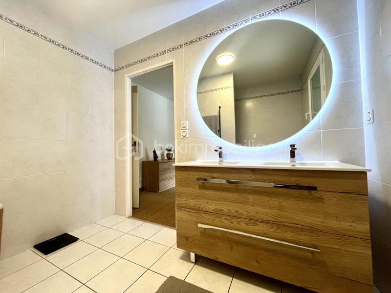 Maison - 185 m² - 6 pièces