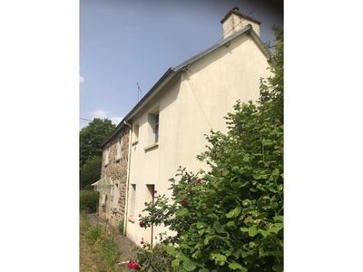 Maison - 98 m² - 6 pièces