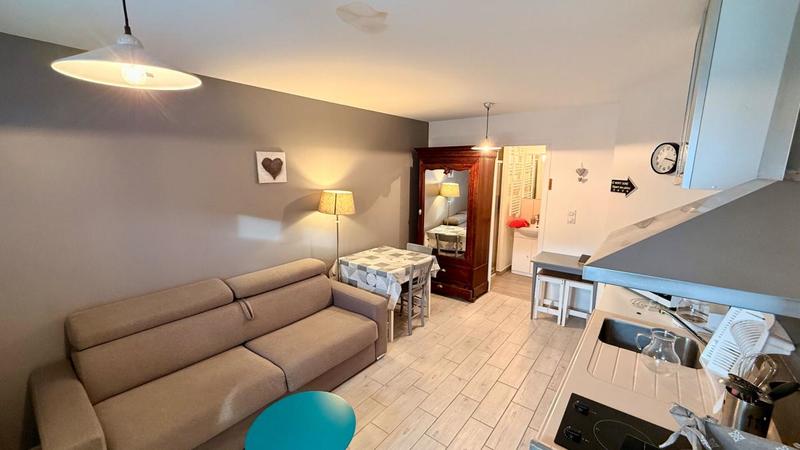 Maison - 93 m² - 7 pièces