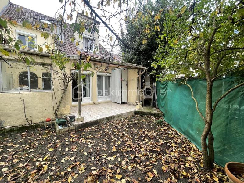 Maison - 120 m² - 6 pièces