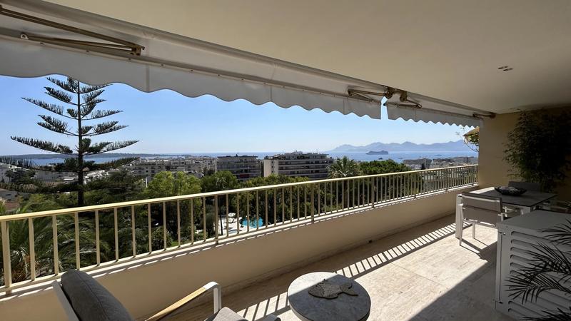 Appartement - 115 m² - 4 pièces