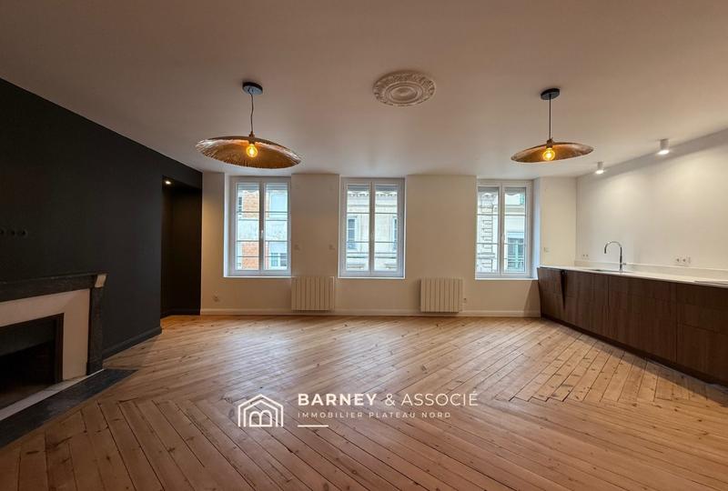 Appartement - 96 m² - 5 pièces