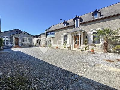 Maison - 170 m² - 5 pièces