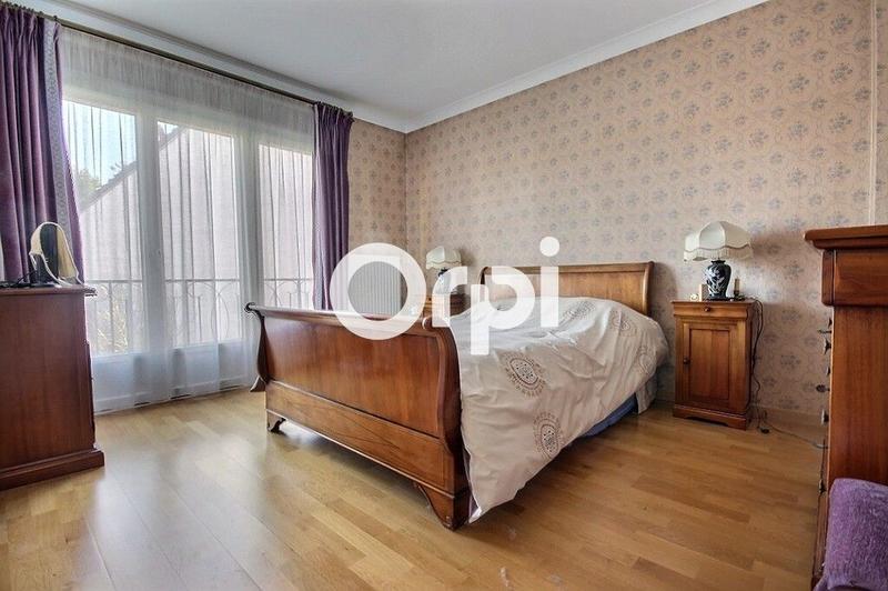 Maison - 142 m² - 6 pièces