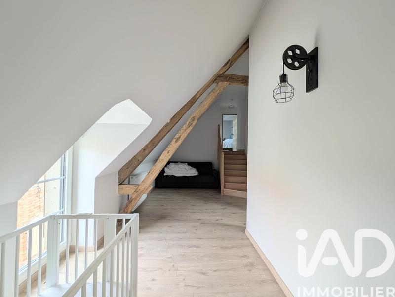 Maison - 370 m² - 6 pièces