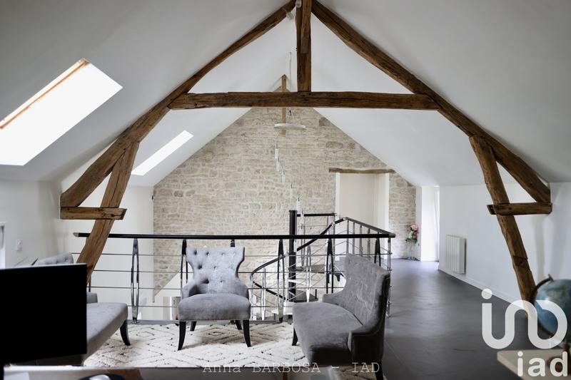 Maison - 361 m² - 7 pièces