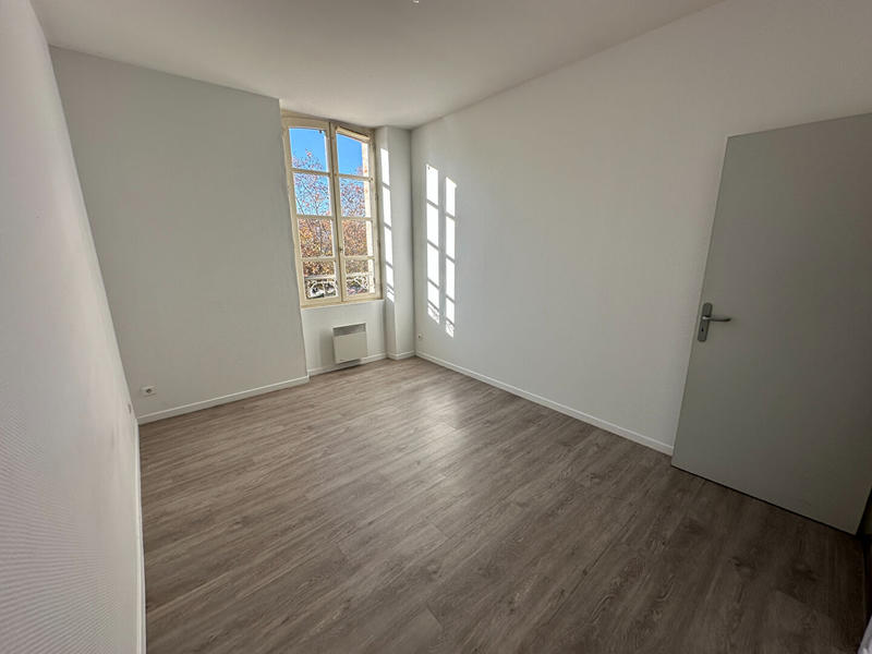 Appartement - 100 m² - 3 pièces