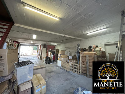 Entrepôt - 205 m²