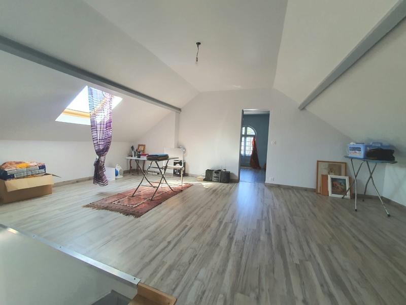 Maison - 108 m² - 6 pièces