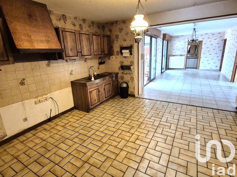 Maison - 211 m² - 9 pièces