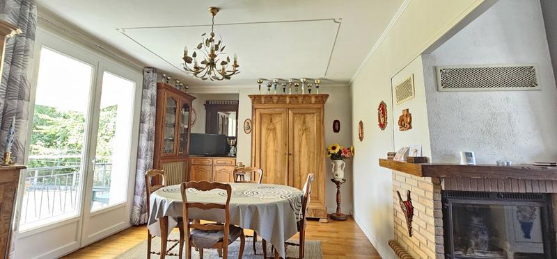 Maison - 110 m² - 6 pièces