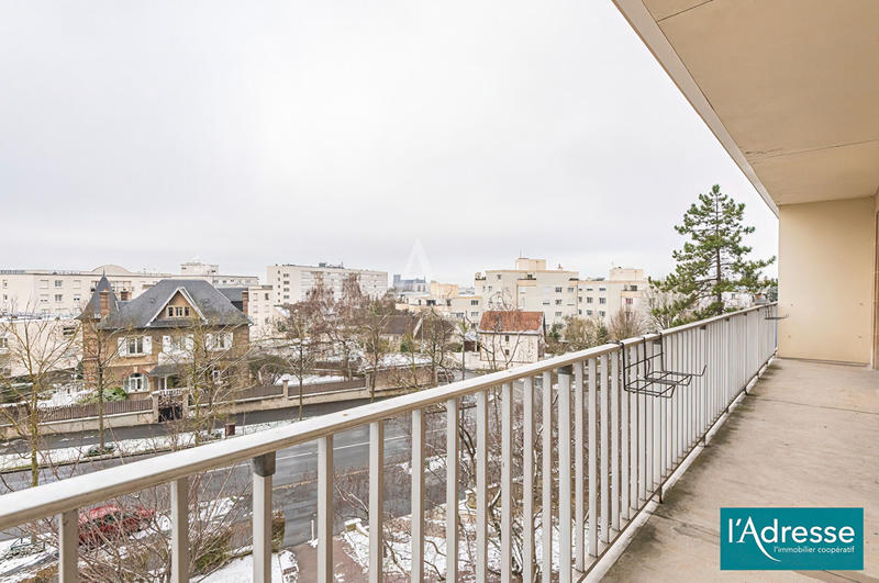 Appartement - 92 m² - 4 pièces