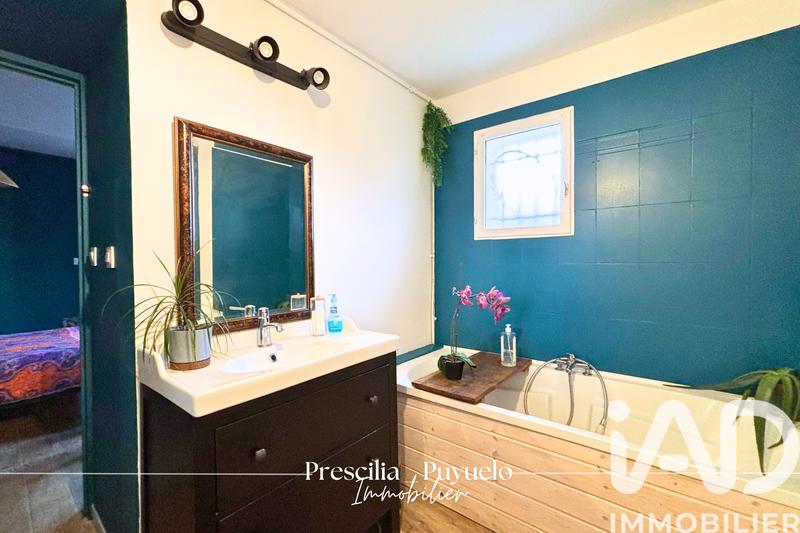 Maison - 185 m² - 6 pièces