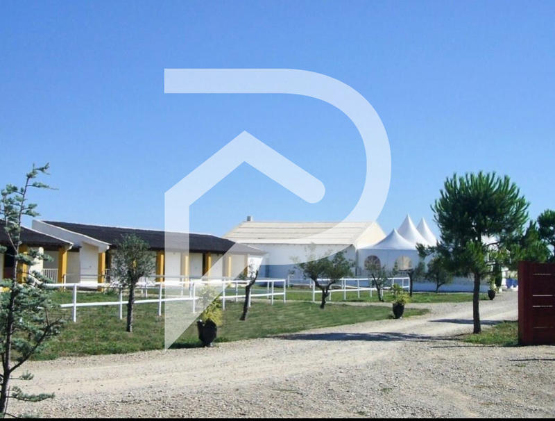 Local d'activité / Entrepôt - 180 m² - 1 pièce