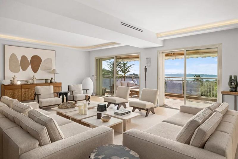 Villa - 315 m² - 7 pièces