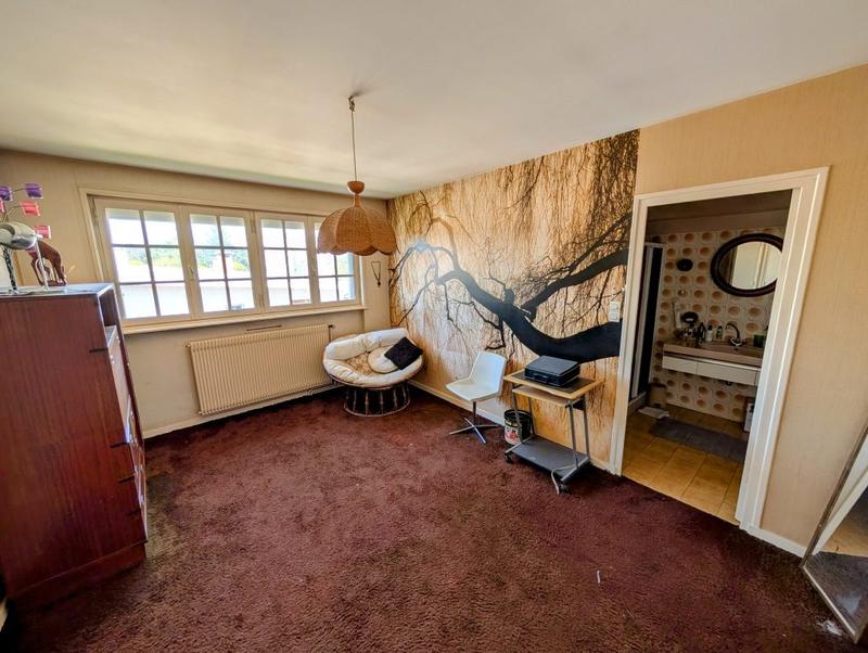 Maison - 232 m² - 8 pièces