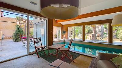 Maison - 209 m² - 7 pièces