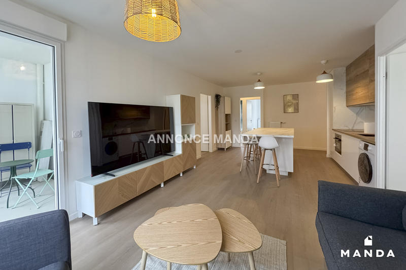 Chambre - 12 m² - 5 pièces