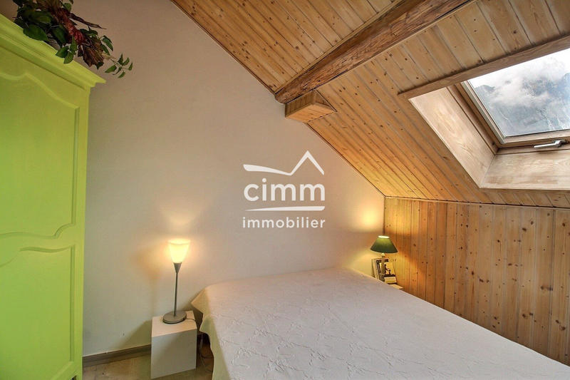 Maison - 273 m² - 10 pièces