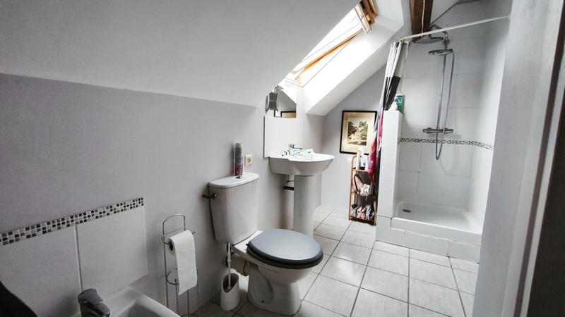 Maison - 154 m² - 7 pièces