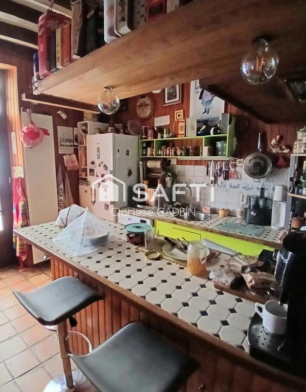 Maison - 367 m² - 13 pièces