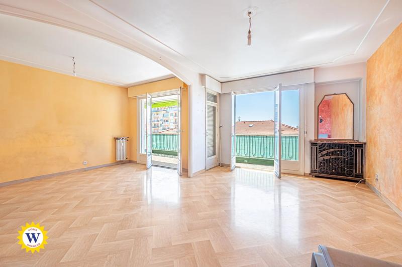 Appartement - 83 m² - 4 pièces