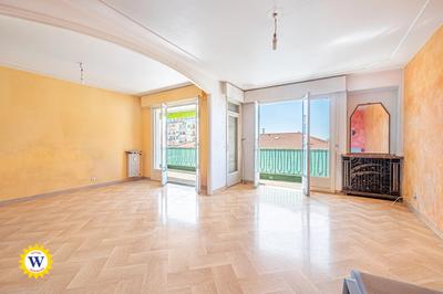 Appartement - 83 m² - 4 pièces