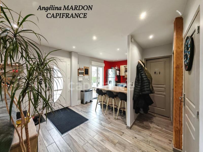 Maison - 93 m² - 5 pièces