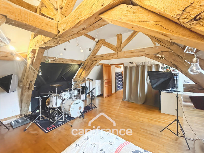 Château - 200 m² - 6 pièces