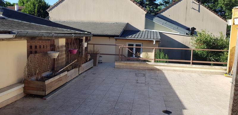 Maison - 349 m² - 10 pièces