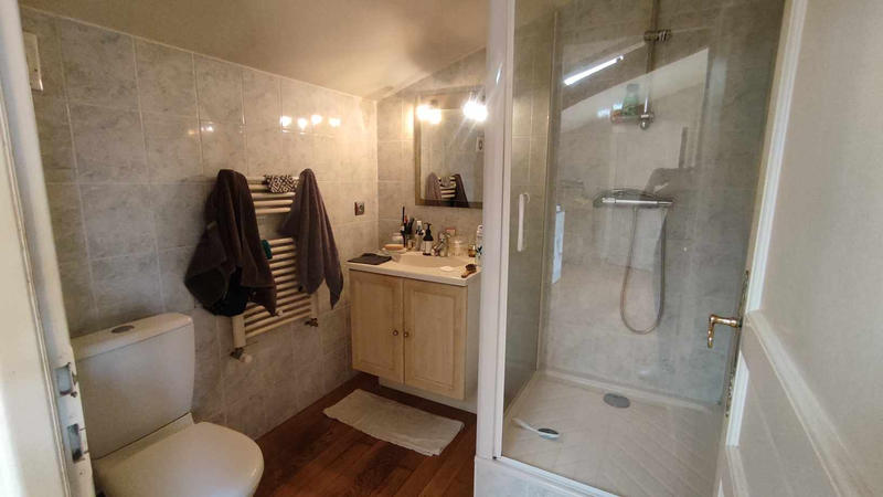 Maison - 264 m² - 11 pièces