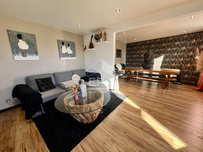 Appartement - 87 m² - 3 pièces