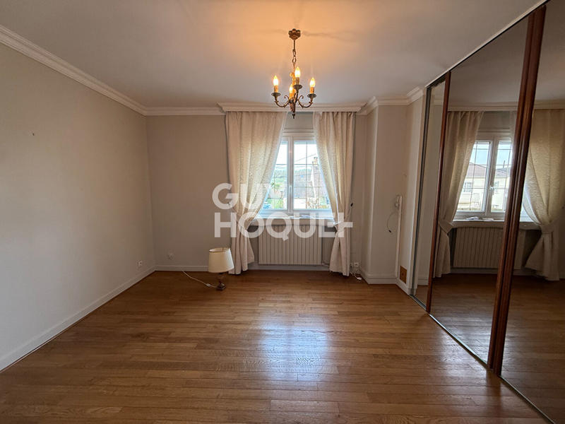 Maison - 167 m² - 5 pièces