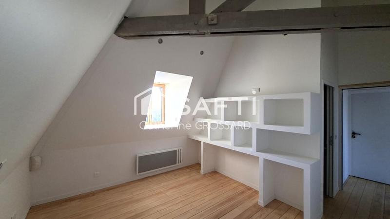 Maison - 300 m² - 10 pièces