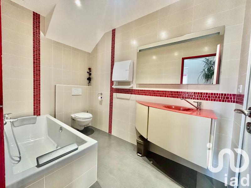 Maison - 156 m² - 5 pièces