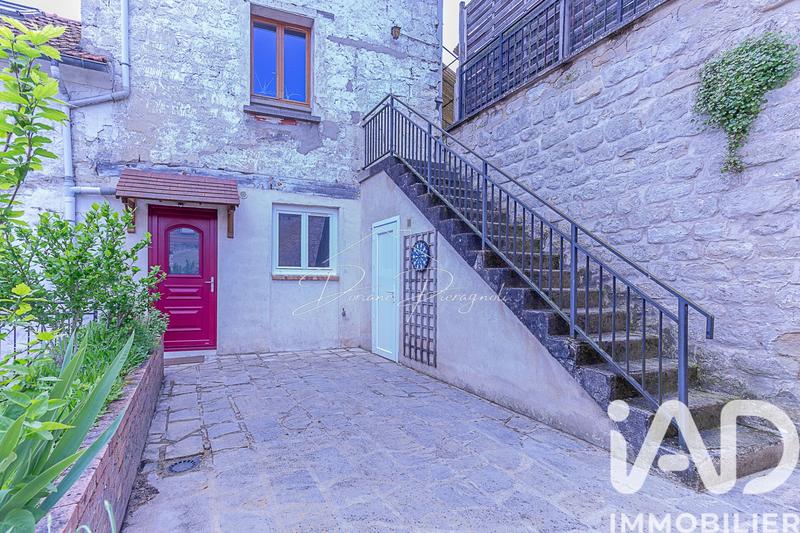 Maison - 94 m² - 4 pièces