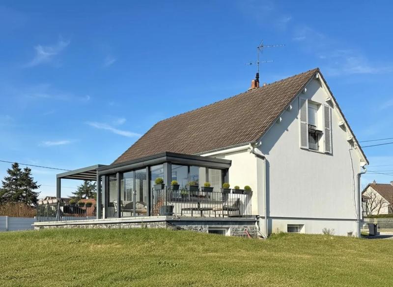 Maison - 122 m² - 6 pièces