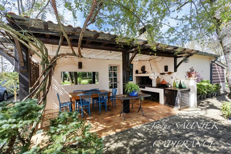 Maison - 182 m² - 7 pièces