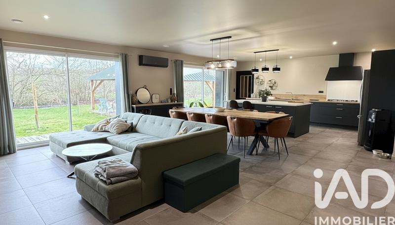 Maison - 167 m² - 7 pièces