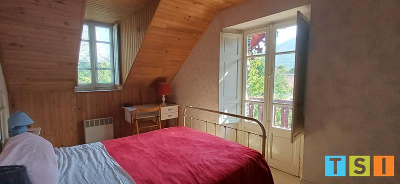 Appartement - 77 m² - 5 pièces