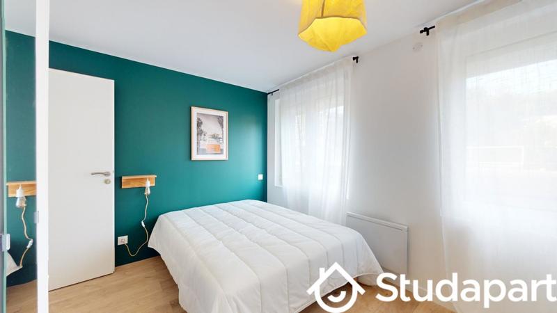 Chambre - 12 m² - 1 pièce