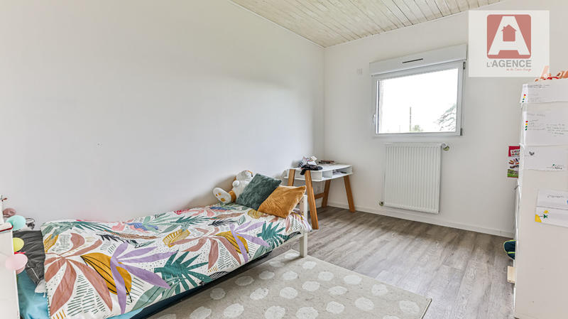 Maison - 95 m² - 4 pièces