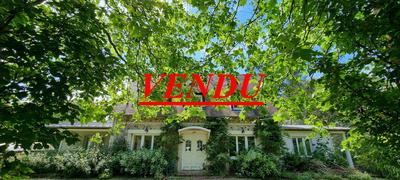 Propriété - 220 m² - 7 pièces