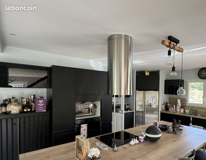 Villa - 178 m² - 6 pièces