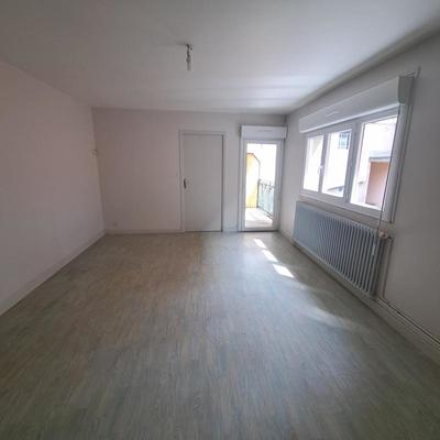 Appartement - 72 m² - 3 pièces